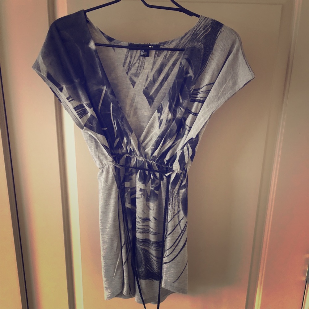 Forever 21 shirt